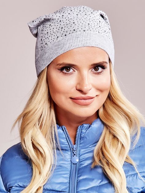 Light grey beanie hat with applique